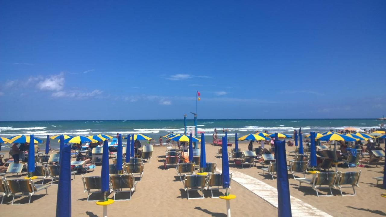 Appartamenti Baia Di Peschici Bagian luar foto